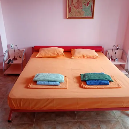 The Colourful Mansion 2* Ahtopol